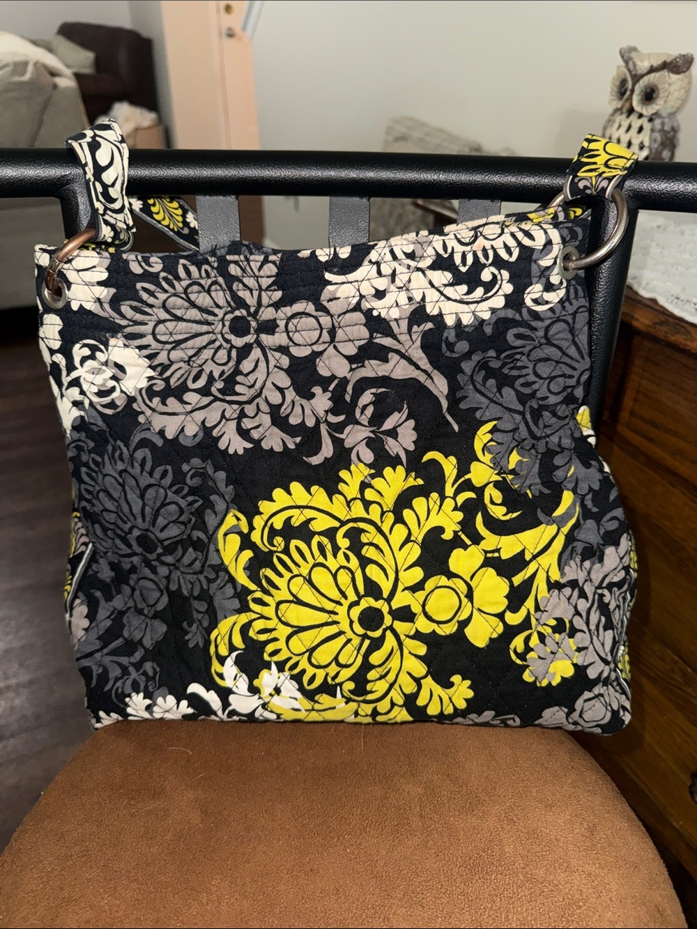 Vera Bradley Shoulder Bag in Baroque Print. Retired Pattern. 2010 Print